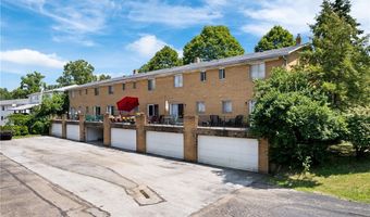 1665 Dominion Dr, Akron, OH 44313