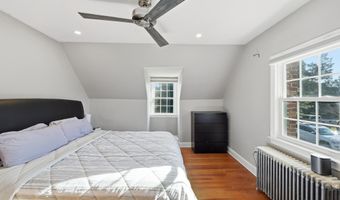 7908 W BOULEVARD Dr, Alexandria, VA 22308