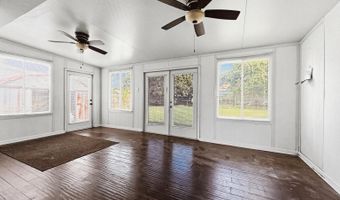 718 Deprima St, Berwick, LA 70342