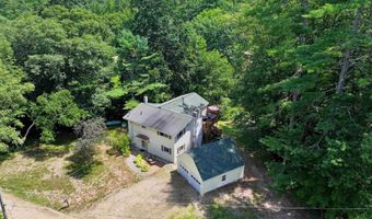 10 Belmont Dr, Barnstead, NH 03225