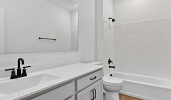 116 Peeps Ct, Adkins, TX 78101