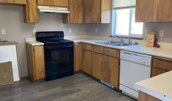 722 PIONEER Rd A, Brookings, OR 97415