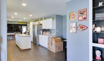 1409 Cleveland Ave, Baxter Springs, KS 66713