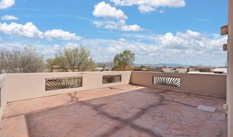 650 Barnett Dr, Bosque Farms, NM 87068