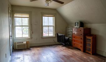 66 Chestnut Hill Rd, Rochester, NH 03867