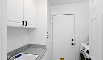 878 Rivertree Dr, Oceanside, CA 92058