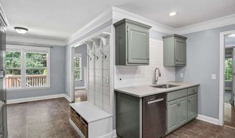 354 E Creek Bnd, Athens, GA 30605