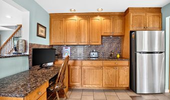 63 LINDEN Ave, Bellmawr, NJ 08031