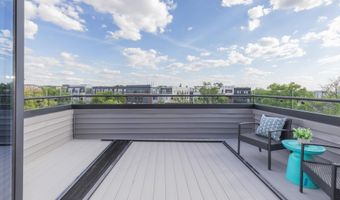 1332 G St SE 3, Washington, DC 20003