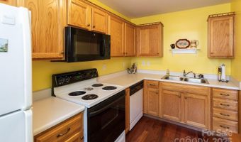 204 Carrington Pl, Arden, NC 28704