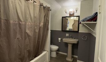 302 S 2nd St, Albert City, IA 50510