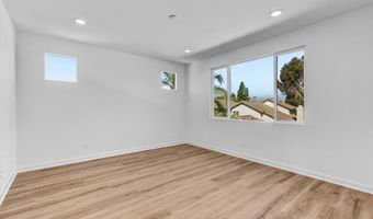 7636 Acama St, San Diego, CA 92126