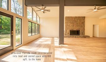 2302 Twin Lakes Dr, Bainbridge, GA 39819