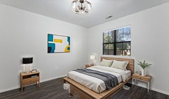 15 Dunbarton Cir, Bella Vista, AR 72715