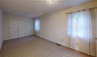 1520 Hash Ridge Rd, Barboursville, WV 25504