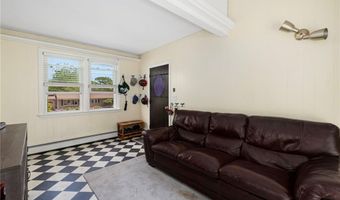 34 Terrace Dr, East Greenwich, RI 02818