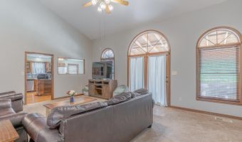 13633 U.S. 62, Ash Flat, AR 72513