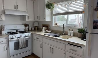 1622 S Tremont St, Oceanside, CA 92054