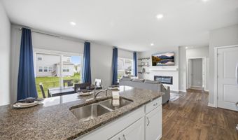 4215 NW Cedarwood Dr, Ankeny, IA 50023