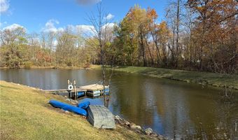 251 Kingston Dr, Aurora, OH 44202