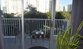 2801 NE 183rd St 410W, Aventura, FL 33160