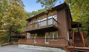 107 S Merrivale Ave, Beverly Shores, IN 46301