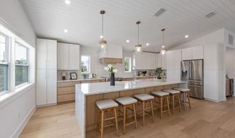 616 FERN St, Anna Maria, FL 34216