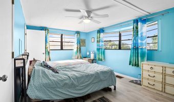 1040 Waterway Dr, Barefoot Bay, FL 32976
