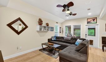 43 Fiber St, Bay St. Louis, MS 39520