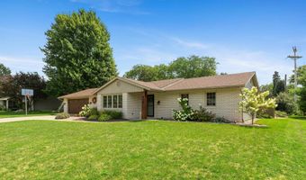 415 Duryea Dr, Auburn, IN 46706