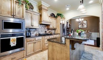 102 Bayou Parc Dr, Youngsville, LA 70592