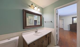910 Pine St, Bainbridge, GA 39819