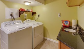105 Loft Cir, Campton, NH 03223