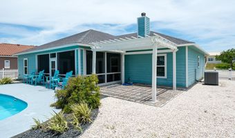 1074 S BAY St, Aransas Pass, TX 78336