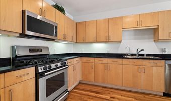 5055 Addison Cir 409, Addison, TX 75001