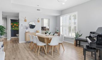 10790 Rose Ave 304, Los Angeles, CA 90034