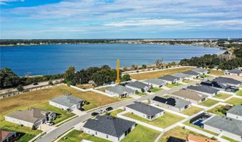 261 WALKERS POINT Dr, Auburndale, FL 33823