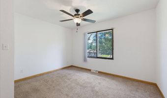 505 Elder Ln, Allenton, WI 53002