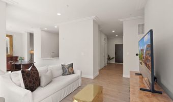 625 SLATERS Ln 401, Alexandria, VA 22314