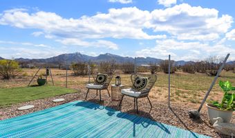 5740 S MOUNTAIN SIDE Ln, Hereford, AZ 85615