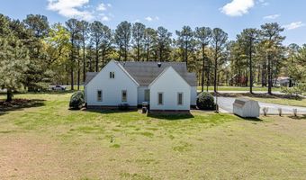 22639 CENTER Pkwy, Accomac, VA 23301
