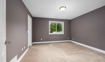 11108 Creekside Dr, Allendale, MI 49401