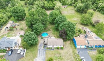 22 Bayview Ave, Berkley, MA 02779