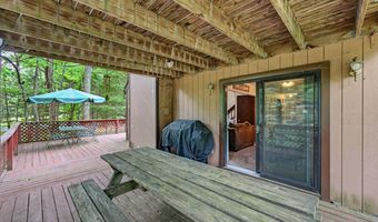 35 Teddyuscung Trl, Albrightsville, PA 18210