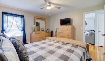 75 Sylvia Ave, North Providence, RI 02911