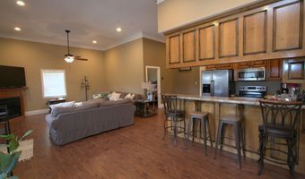 411 DR JENKINS Ln, Altoona, AL 35952
