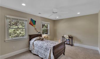 109 Lakeland Dr, Adams Twp., PA 16046