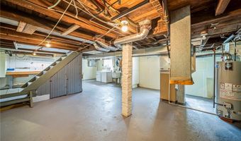 6327 Bales Ct, Ashtabula, OH 44004