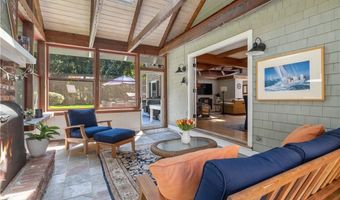 30 Middle Rd, East Greenwich, RI 02818