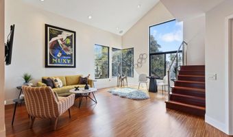 2709 Unicornio St, Carlsbad, CA 92009